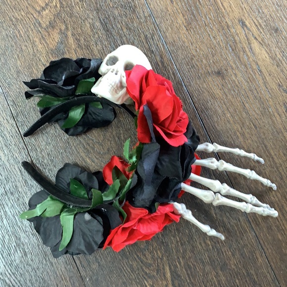 Day of The Dead Halloween Costume - Picture 3 of 5